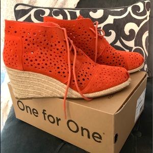 Toms Desert Wedges